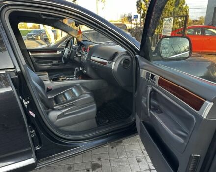 Чорний Фольксваген Туарег, об'ємом двигуна 2.5 л та пробігом 340 тис. км за 8900 $, фото 13 на Automoto.ua