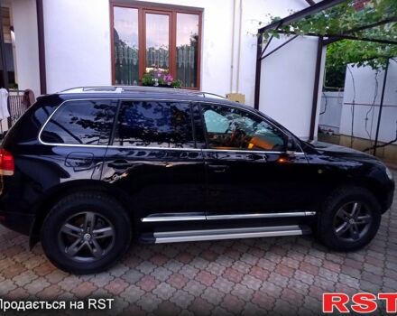 Черный Фольксваген Туарег, объемом двигателя 3.2 л и пробегом 204 тыс. км за 7700 $, фото 7 на Automoto.ua