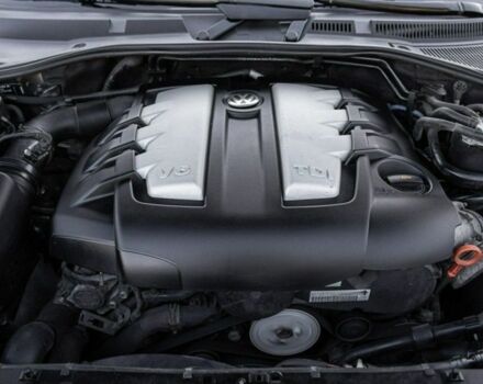 Черный Фольксваген Туарег, объемом двигателя 3 л и пробегом 266 тыс. км за 4350 $, фото 12 на Automoto.ua