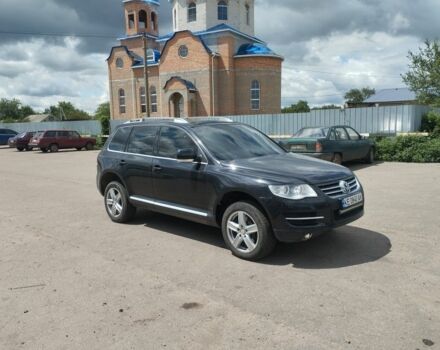 Черный Фольксваген Туарег, объемом двигателя 4.9 л и пробегом 300 тыс. км за 7300 $, фото 3 на Automoto.ua