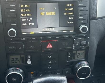 Чорний Фольксваген Туарег, об'ємом двигуна 3 л та пробігом 326 тис. км за 4800 $, фото 11 на Automoto.ua