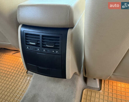 Черный Фольксваген Туарег, объемом двигателя 2.97 л и пробегом 329 тыс. км за 9500 $, фото 29 на Automoto.ua