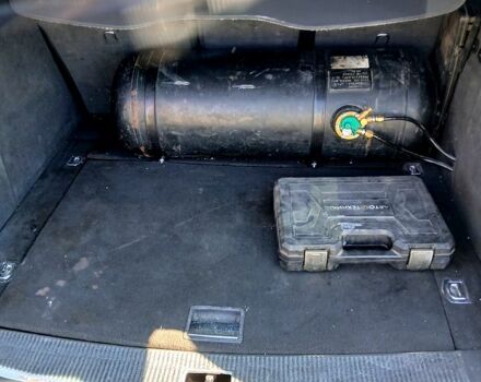 Черный Фольксваген Туарег, объемом двигателя 3.2 л и пробегом 0 тыс. км за 7500 $, фото 4 на Automoto.ua