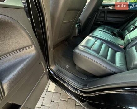 Черный Фольксваген Туарег, объемом двигателя 3 л и пробегом 187 тыс. км за 12000 $, фото 14 на Automoto.ua