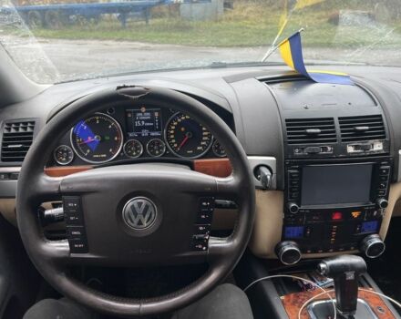 Чорний Фольксваген Туарег, об'ємом двигуна 3 л та пробігом 496 тис. км за 4250 $, фото 9 на Automoto.ua