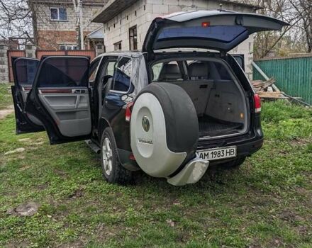 Черный Фольксваген Туарег, объемом двигателя 2.5 л и пробегом 415 тыс. км за 6200 $, фото 7 на Automoto.ua