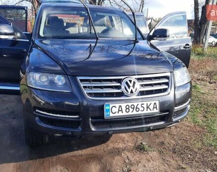 Черный Фольксваген Туарег, объемом двигателя 2.46 л и пробегом 245 тыс. км за 8500 $, фото 12 на Automoto.ua