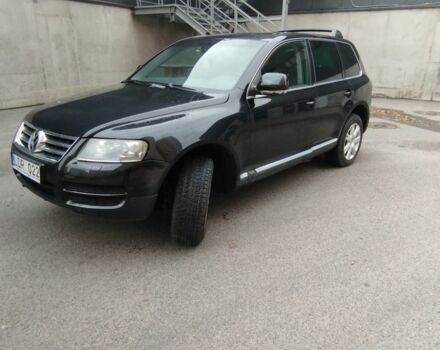 Чорний Фольксваген Туарег, об'ємом двигуна 3 л та пробігом 326 тис. км за 5500 $, фото 1 на Automoto.ua
