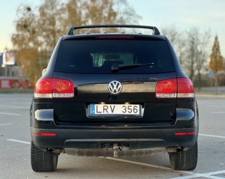 Черный Фольксваген Туарег, объемом двигателя 3 л и пробегом 300 тыс. км за 6500 $, фото 21 на Automoto.ua
