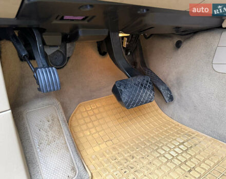 Черный Фольксваген Туарег, объемом двигателя 2.97 л и пробегом 329 тыс. км за 9500 $, фото 39 на Automoto.ua