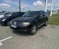 Чорний Фольксваген Туарег, об'ємом двигуна 3 л та пробігом 340 тис. км за 5889 $, фото 1 на Automoto.ua