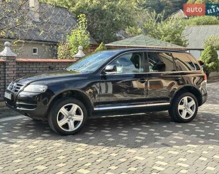 Черный Фольксваген Туарег, объемом двигателя 3 л и пробегом 187 тыс. км за 12000 $, фото 5 на Automoto.ua