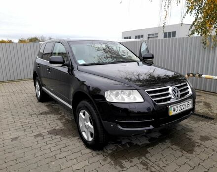 Черный Фольксваген Туарег, объемом двигателя 2.5 л и пробегом 245 тыс. км за 8000 $, фото 6 на Automoto.ua