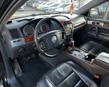 Чорний Фольксваген Туарег, об'ємом двигуна 2.5 л та пробігом 340 тис. км за 8900 $, фото 14 на Automoto.ua