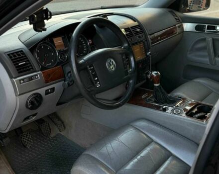 Чорний Фольксваген Туарег, об'ємом двигуна 2.5 л та пробігом 300 тис. км за 4900 $, фото 7 на Automoto.ua