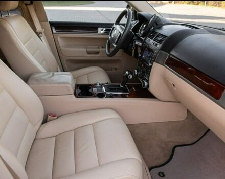 Черный Фольксваген Туарег, объемом двигателя 3 л и пробегом 266 тыс. км за 4350 $, фото 11 на Automoto.ua