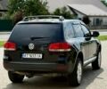 Черный Фольксваген Туарег, объемом двигателя 2.97 л и пробегом 260 тыс. км за 9500 $, фото 5 на Automoto.ua