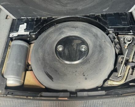 Черный Фольксваген Туарег, объемом двигателя 3.2 л и пробегом 290 тыс. км за 7700 $, фото 9 на Automoto.ua