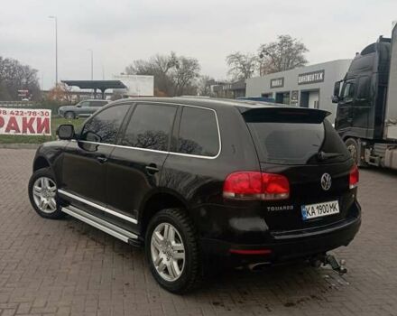 Черный Фольксваген Туарег, объемом двигателя 4.17 л и пробегом 316 тыс. км за 7500 $, фото 4 на Automoto.ua