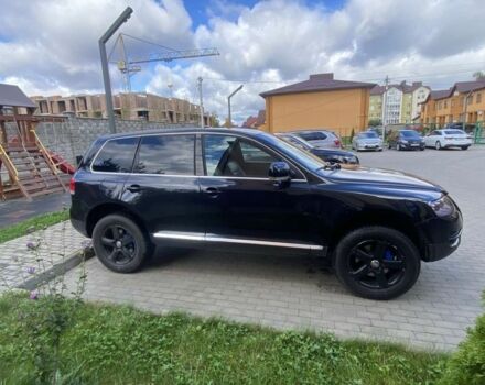 Черный Фольксваген Туарег, объемом двигателя 3 л и пробегом 270 тыс. км за 8750 $, фото 2 на Automoto.ua