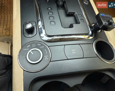 Черный Фольксваген Туарег, объемом двигателя 2.97 л и пробегом 329 тыс. км за 9500 $, фото 37 на Automoto.ua