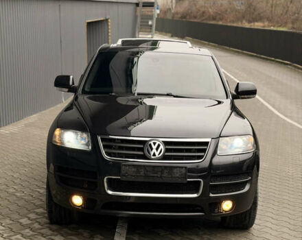 Черный Фольксваген Туарег, объемом двигателя 4.9 л и пробегом 340 тыс. км за 6900 $, фото 2 на Automoto.ua