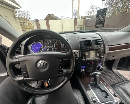 Черный Фольксваген Туарег, объемом двигателя 3 л и пробегом 490 тыс. км за 5700 $, фото 9 на Automoto.ua