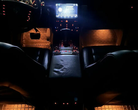 Чорний Фольксваген Туарег, об'ємом двигуна 3 л та пробігом 230 тис. км за 14000 $, фото 38 на Automoto.ua