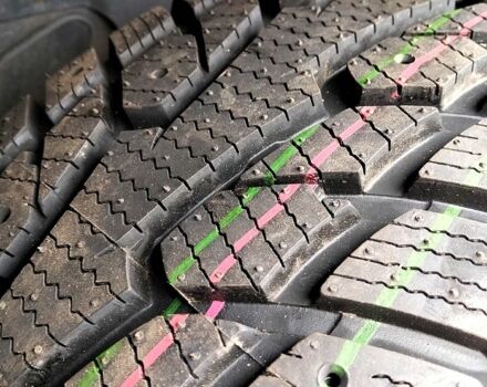 Чорний Фольксваген Туарег, об'ємом двигуна 3 л та пробігом 307 тис. км за 9350 $, фото 10 на Automoto.ua