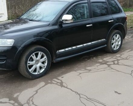 Черный Фольксваген Туарег, объемом двигателя 2.5 л и пробегом 317 тыс. км за 5000 $, фото 3 на Automoto.ua