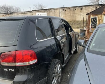 Чорний Фольксваген Туарег, об'ємом двигуна 3 л та пробігом 127 тис. км за 1599 $, фото 3 на Automoto.ua