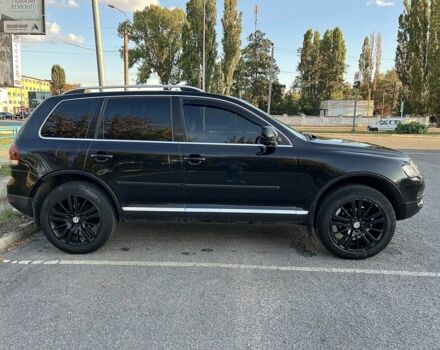 Черный Фольксваген Туарег, объемом двигателя 2.5 л и пробегом 253 тыс. км за 9100 $, фото 4 на Automoto.ua