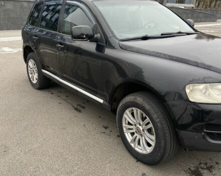 Черный Фольксваген Туарег, объемом двигателя 2.5 л и пробегом 1 тыс. км за 5000 $, фото 2 на Automoto.ua