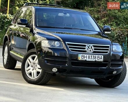 Черный Фольксваген Туарег, объемом двигателя 3.2 л и пробегом 165 тыс. км за 9999 $, фото 2 на Automoto.ua