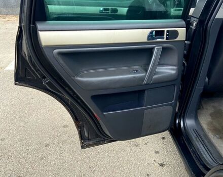 Чорний Фольксваген Туарег, об'ємом двигуна 2.5 л та пробігом 0 тис. км за 5000 $, фото 6 на Automoto.ua