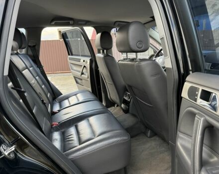 Черный Фольксваген Туарег, объемом двигателя 2.5 л и пробегом 232 тыс. км за 5750 $, фото 15 на Automoto.ua