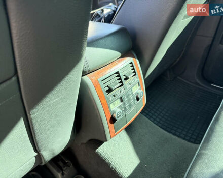 Черный Фольксваген Туарег, объемом двигателя 3 л и пробегом 340 тыс. км за 7500 $, фото 13 на Automoto.ua