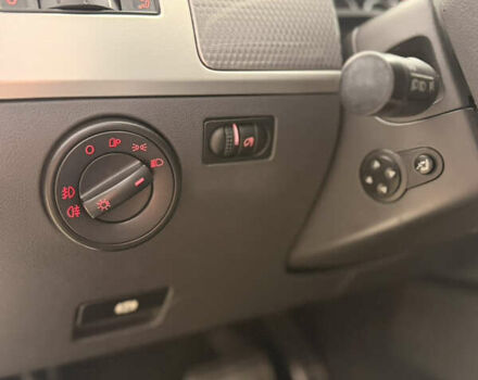 Черный Фольксваген Туарег, объемом двигателя 4.9 л и пробегом 340 тыс. км за 6900 $, фото 52 на Automoto.ua