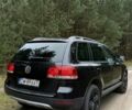 Чорний Фольксваген Туарег, об'ємом двигуна 3 л та пробігом 272 тис. км за 6500 $, фото 3 на Automoto.ua