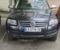 Черный Фольксваген Туарег, объемом двигателя 3.2 л и пробегом 360 тыс. км за 9500 $, фото 1 на Automoto.ua
