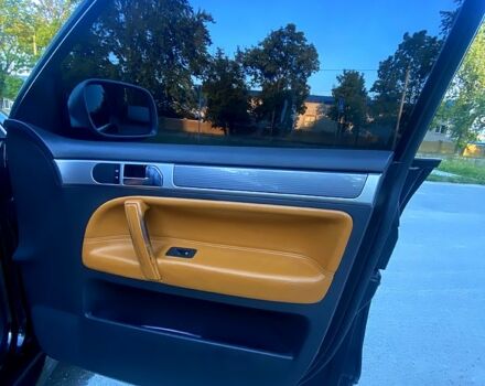 Черный Фольксваген Туарег, объемом двигателя 3 л и пробегом 340 тыс. км за 10800 $, фото 10 на Automoto.ua