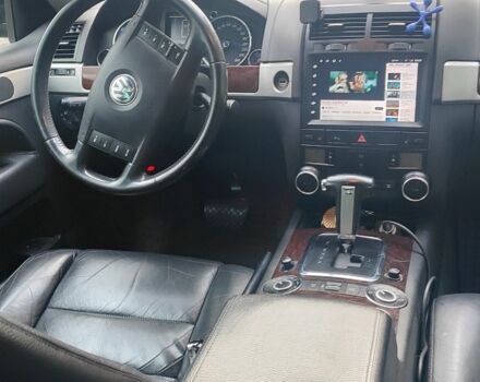 Чорний Фольксваген Туарег, об'ємом двигуна 2.5 л та пробігом 300 тис. км за 5500 $, фото 1 на Automoto.ua
