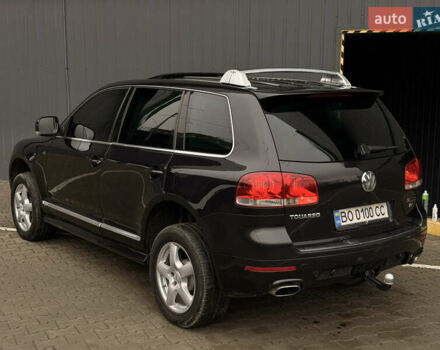 Черный Фольксваген Туарег, объемом двигателя 4.9 л и пробегом 340 тыс. км за 6900 $, фото 78 на Automoto.ua