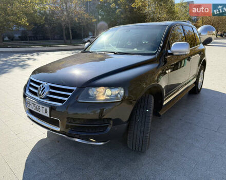 Черный Фольксваген Туарег, объемом двигателя 3 л и пробегом 340 тыс. км за 7500 $, фото 6 на Automoto.ua