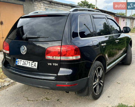 Чорний Фольксваген Туарег, об'ємом двигуна 3 л та пробігом 230 тис. км за 14000 $, фото 7 на Automoto.ua
