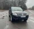 Чорний Фольксваген Туарег, об'ємом двигуна 2.5 л та пробігом 351 тис. км за 10000 $, фото 1 на Automoto.ua