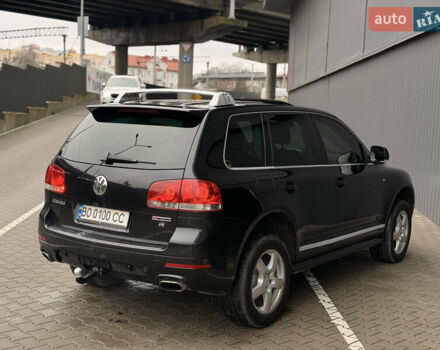 Черный Фольксваген Туарег, объемом двигателя 4.9 л и пробегом 340 тыс. км за 6900 $, фото 86 на Automoto.ua