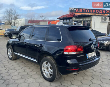 Черный Фольксваген Туарег, объемом двигателя 4.92 л и пробегом 350 тыс. км за 6500 $, фото 4 на Automoto.ua