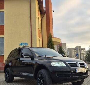 Черный Фольксваген Туарег, объемом двигателя 2.97 л и пробегом 343 тыс. км за 10000 $, фото 1 на Automoto.ua