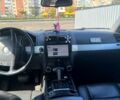 Черный Фольксваген Туарег, объемом двигателя 3 л и пробегом 250 тыс. км за 10700 $, фото 2 на Automoto.ua